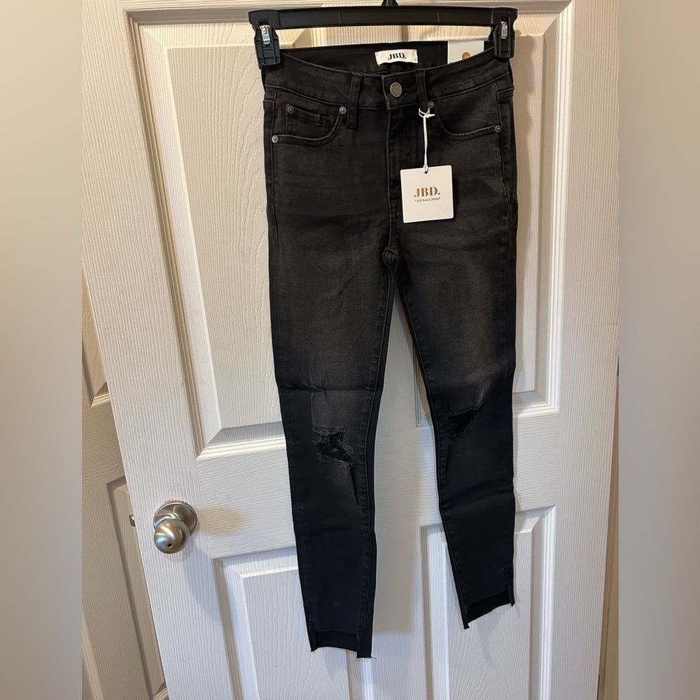 JBD Just Black Denim Size 24 Women's Black Distressed Skinny Ankle Jeans NWT